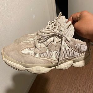 Yeezy 500 blush size 11